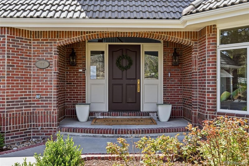 77 Falcon Hills Dr, Highlands Ranch, CO 80126