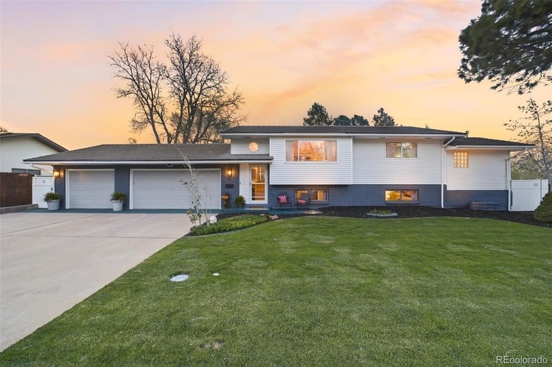 93 Fordham Cir, Pueblo, CO 81005