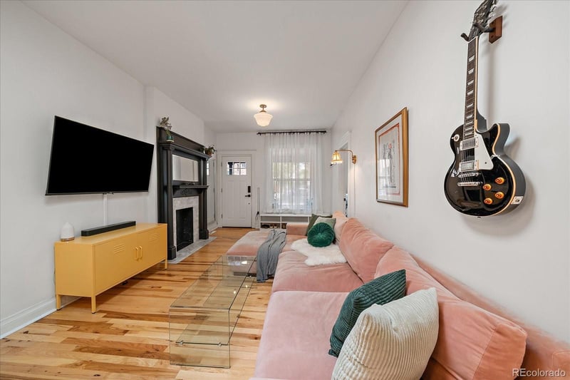 217 Cedar Ave, Denver, CO 80209