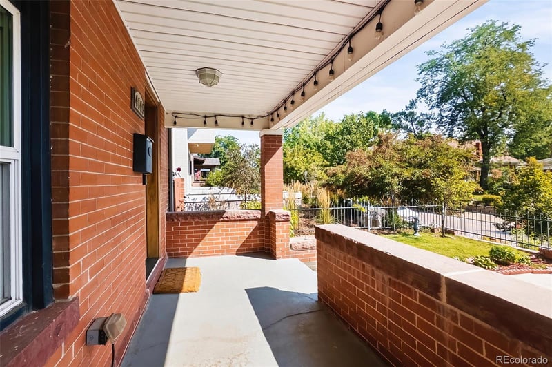 4149 Irving St, Denver, CO 80211