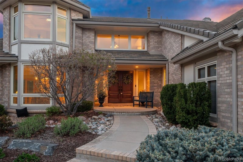 5440 Mineral Cir, Centennial, CO 80122