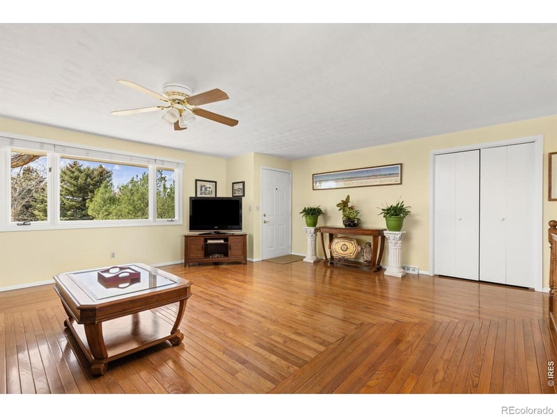 218 Bothun Rd, Berthoud, CO 80513