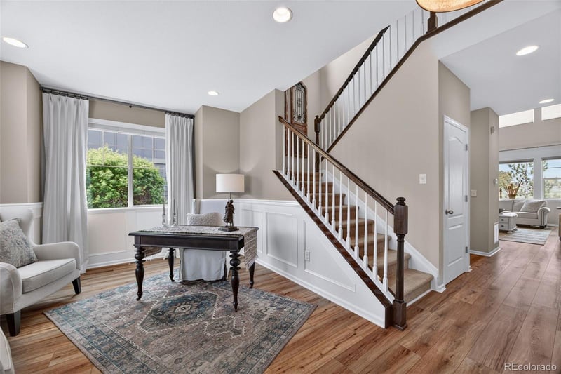 7045 Robertsdale Way, Aurora, CO 80016