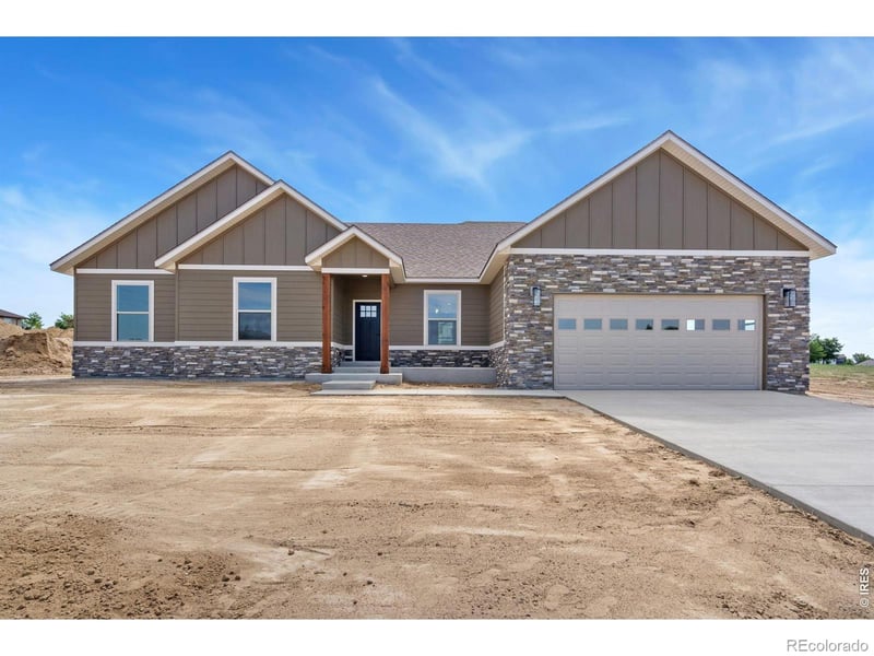 32 Lakeview Cir, Fort Morgan, CO 80701