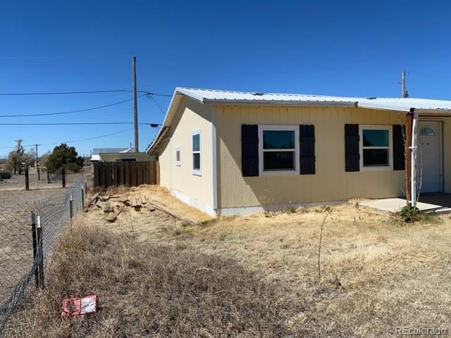 318 Colorado St, Sugar City, CO 81076