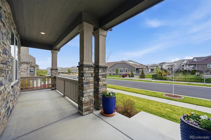 8105 Vandriver Way, Aurora, CO 80016