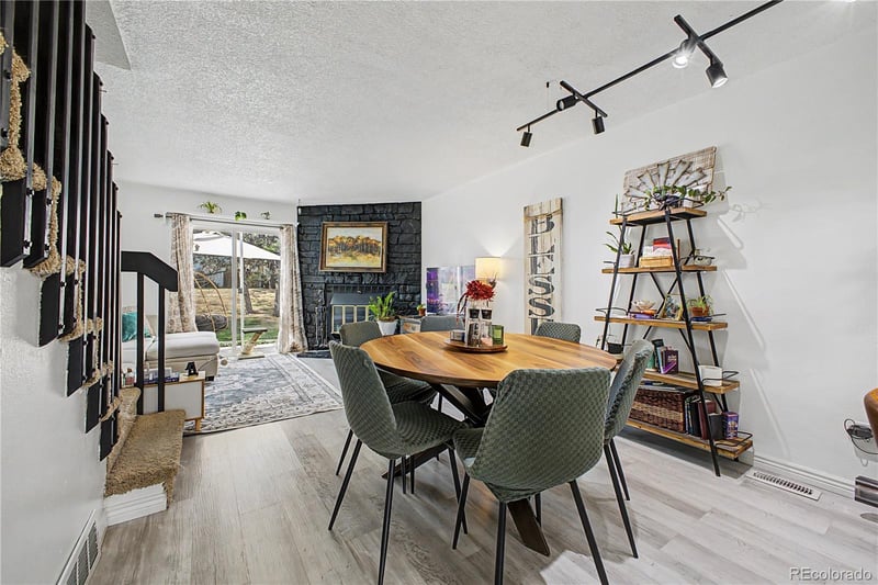 8952 Dartmouth Pl, Lakewood, CO 80227