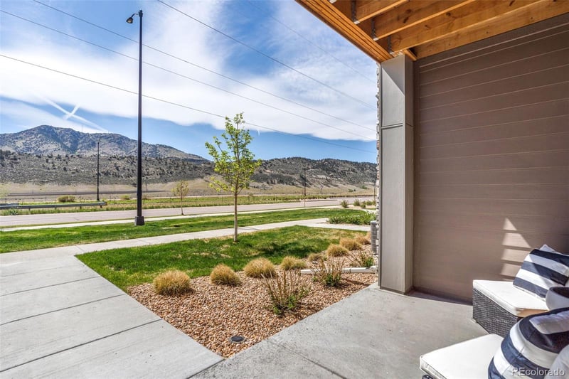 2220 Mcintyre St, Lakewood, CO 80228