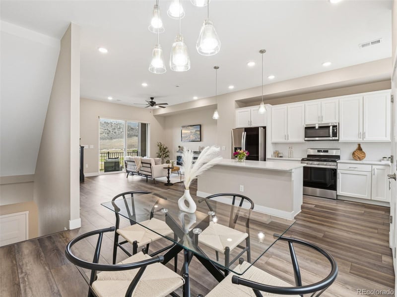 2220 Mcintyre St, Lakewood, CO 80228