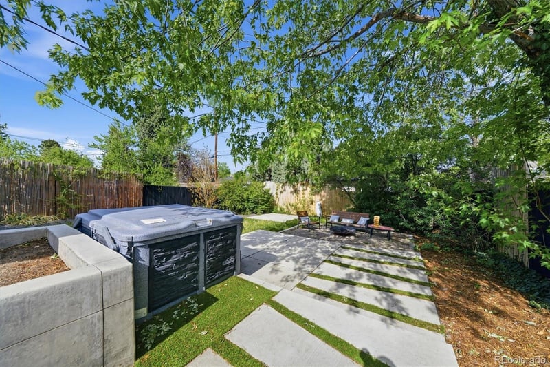 260 Jasmine St, Denver, CO 80224