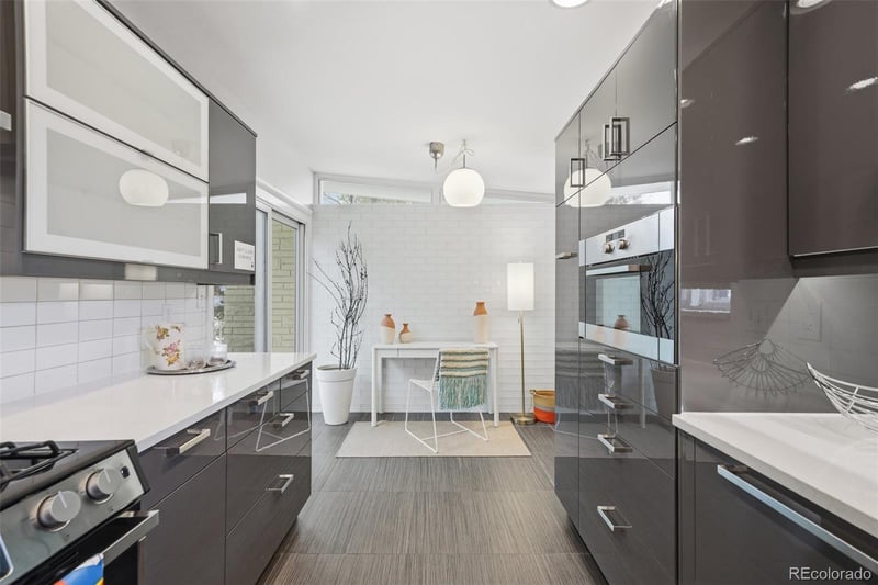 260 Jasmine St, Denver, CO 80224