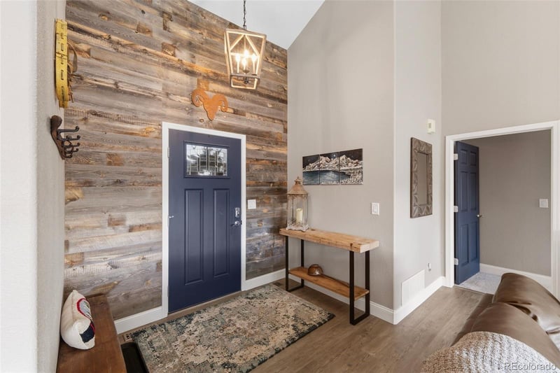 245 Coyote Ct, Silverthorne, CO 80498