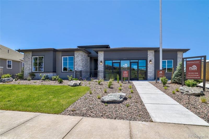 8403 Winnipeg Ct, Aurora, CO 80016