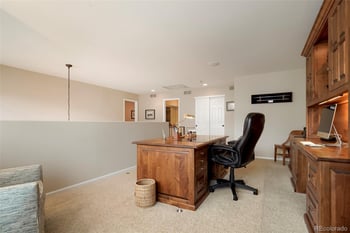 8344 Peninsula Dr, Littleton, CO 80120