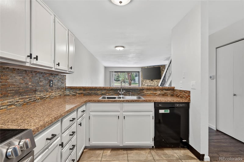 3596 S Depew St #7, Denver, CO 80235