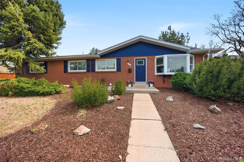 2900 S Golden Way, Denver, CO 80227