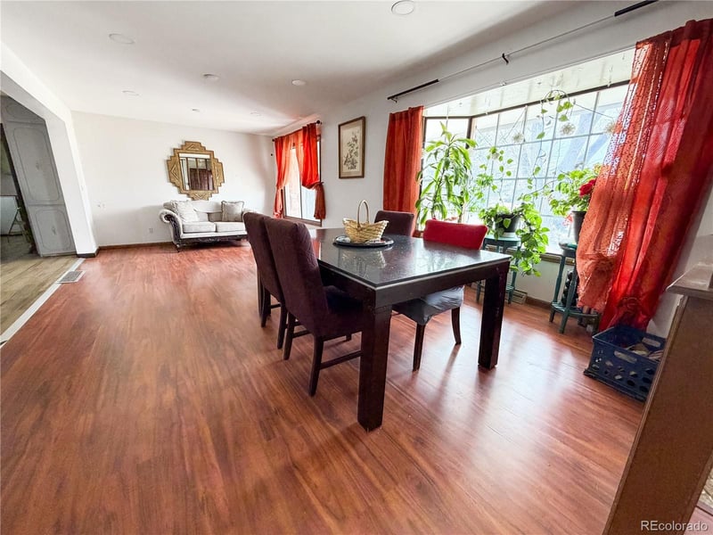 662 Ash Ave, Akron, CO 80720