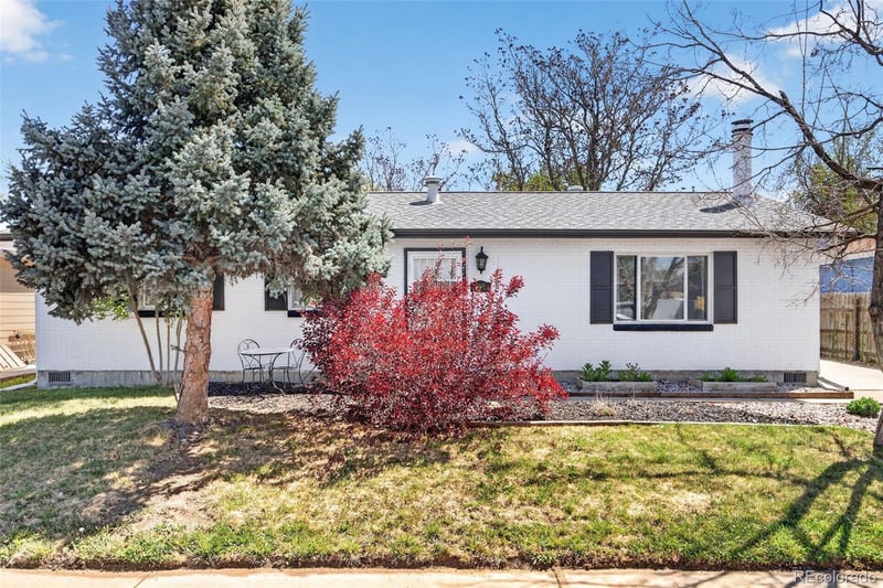 5560 Wheeling St, Denver, CO 80239