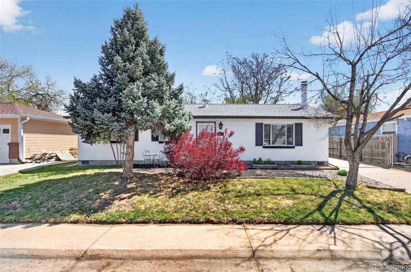 5560 Wheeling St, Denver, CO 80239