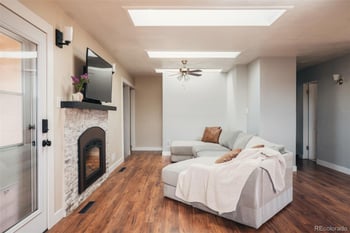 581 Del Norte St, Denver, CO 80221