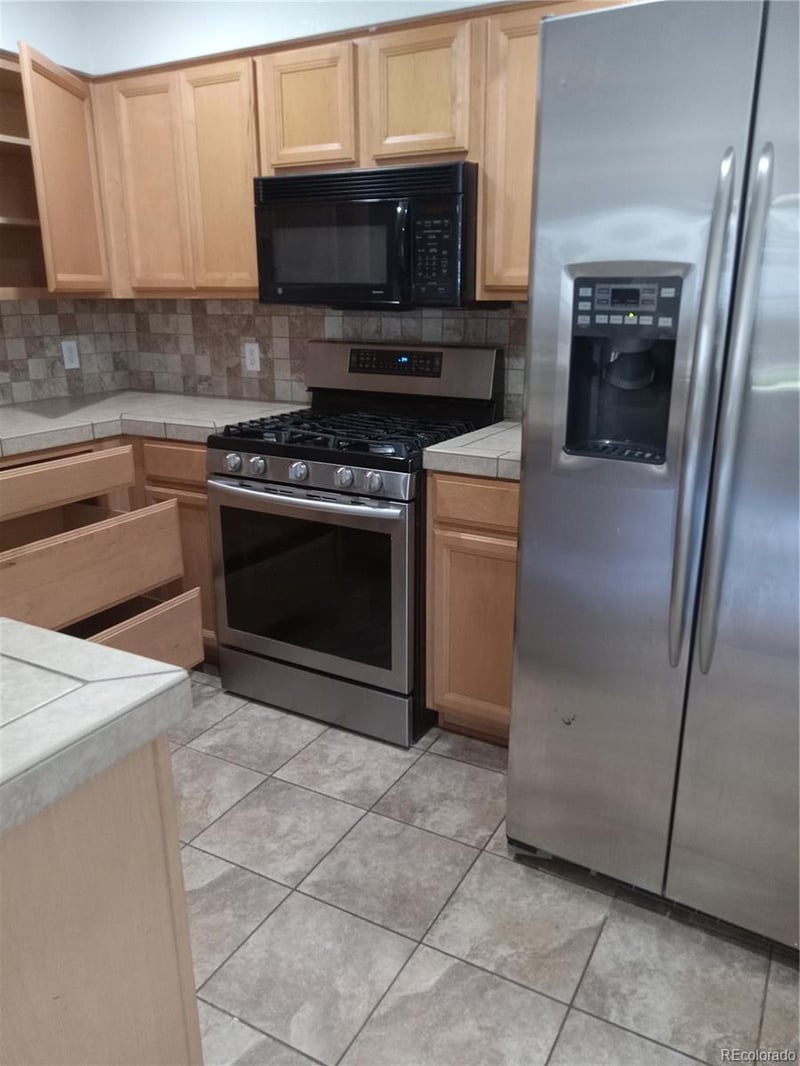15800 121st Ave #5, Brighton, CO 80603