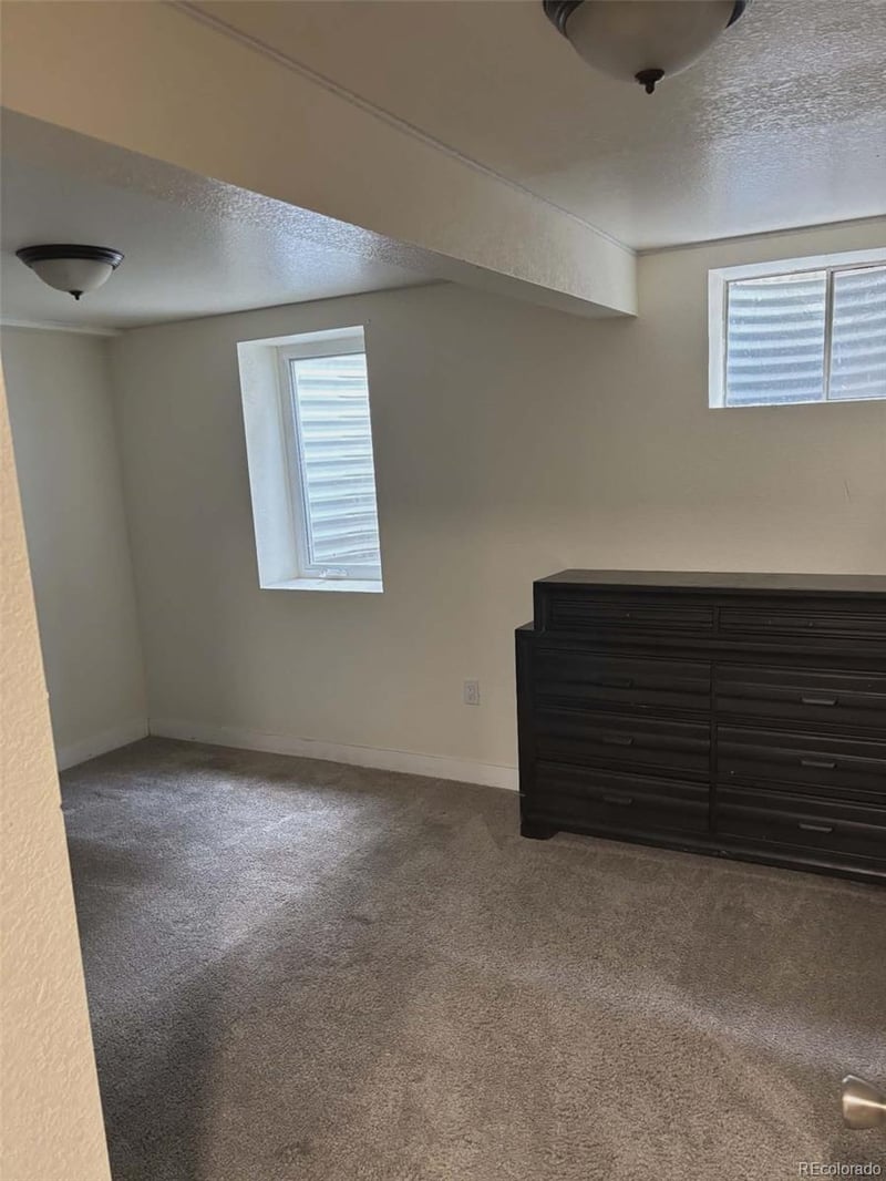 9245 91st Ave, Broomfield, CO 80021