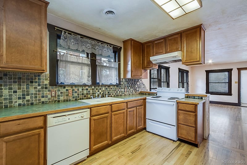 1114 15th St, Greeley, CO 80631