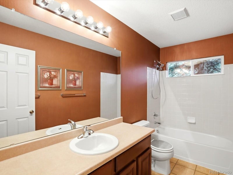 16082 105th Ct, Commerce City, CO 80022