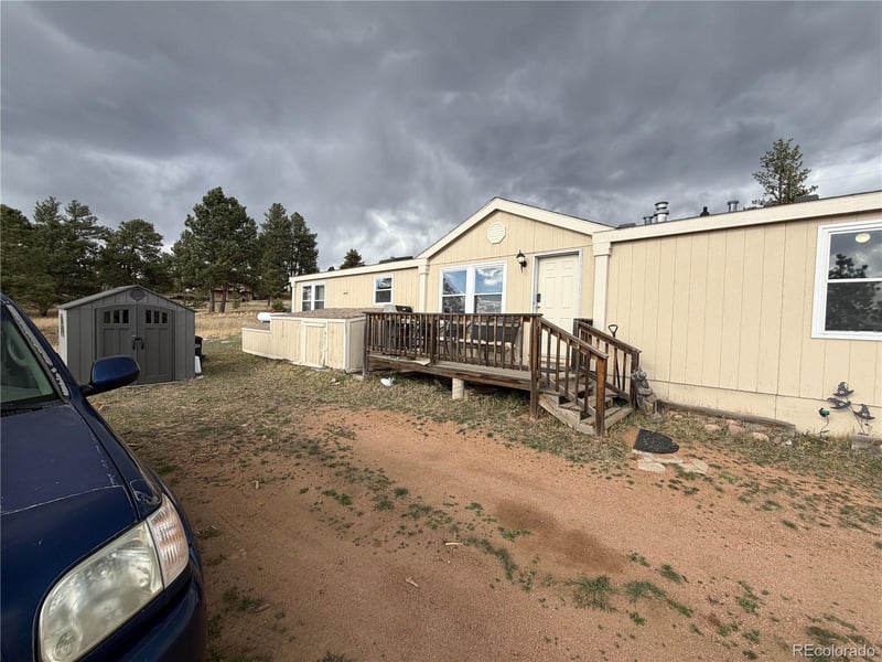 131 Dillon Ln, Florissant, CO 80816