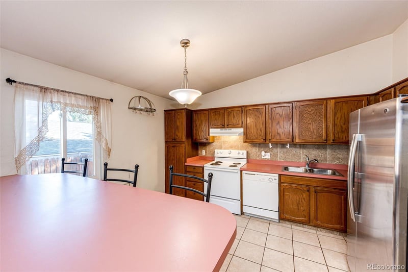 53 Perry St, Denver, CO 80219