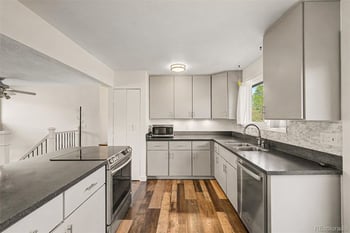 18962 60th Dr, Golden, CO 80403