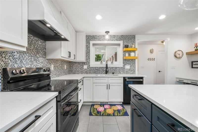 2115 Union Dr, Lakewood, CO 80215
