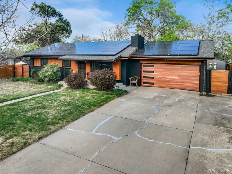 2084 Creighton Dr, Golden, CO 80401