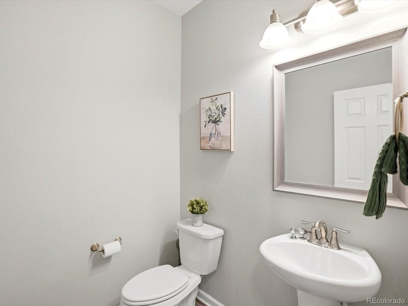 16865 111th Dr, Commerce City, CO 80022