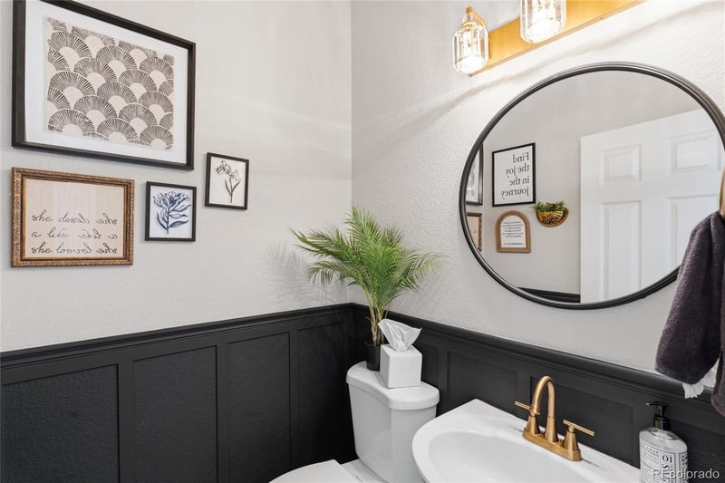 9573 Pearl Cir #103, Parker, CO 80134