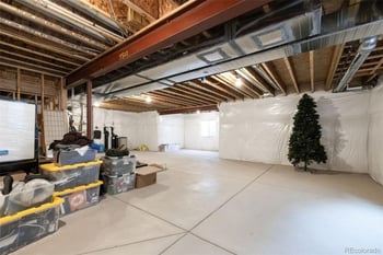 8827 Moonshimmer Trl, Littleton, CO 80125