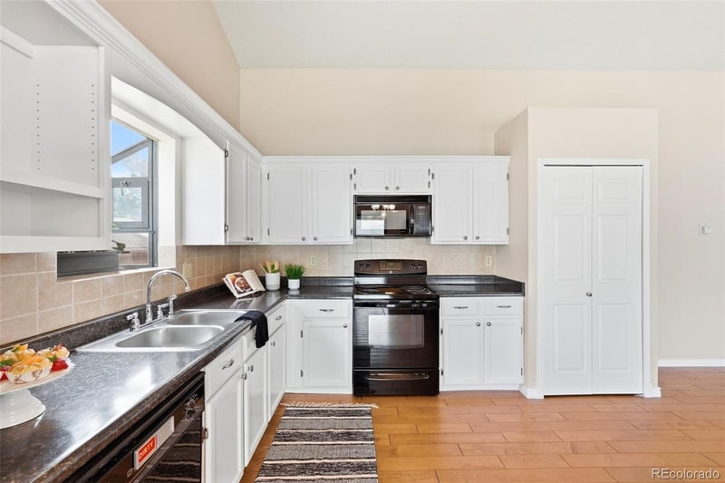 240 Bennington Dr, Colorado Springs, CO 80906