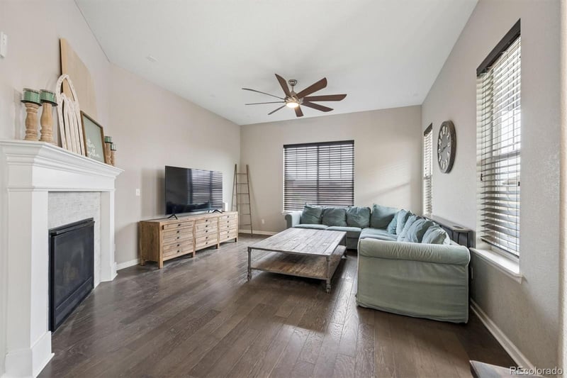 21157 Layton Ln, Aurora, CO 80015