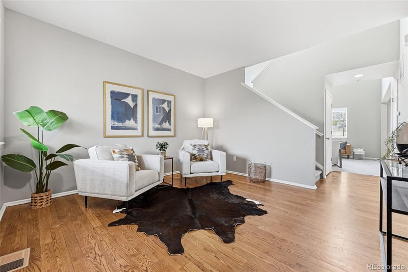 26009 Frost Cir, Aurora, CO 80016