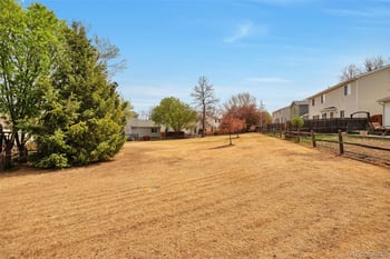 1248 Red Mountain Dr, Longmont, CO 80504