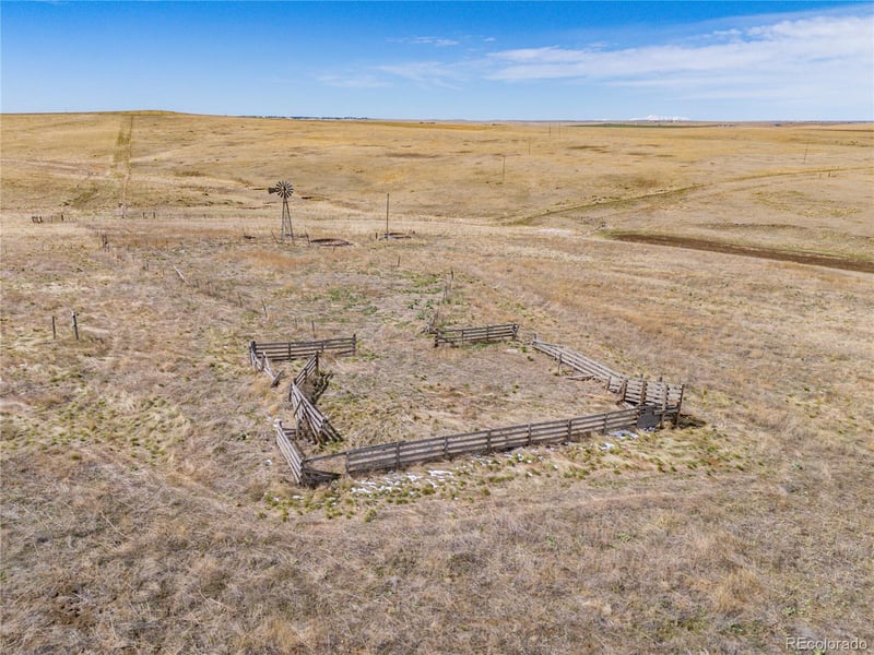 69334 Briarwood Pl, Byers, CO 80103