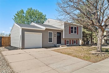 19570 Batavia Dr, Aurora, CO 80011
