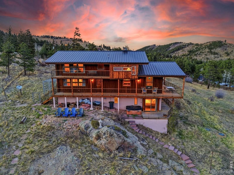393 Dixon Rd, Boulder, CO 80302