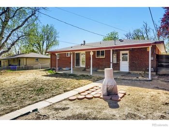 2522 17th Ave Ct, Greeley, CO 80631