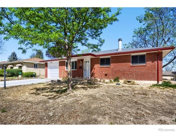 2522 17th Ave Ct, Greeley, CO 80631