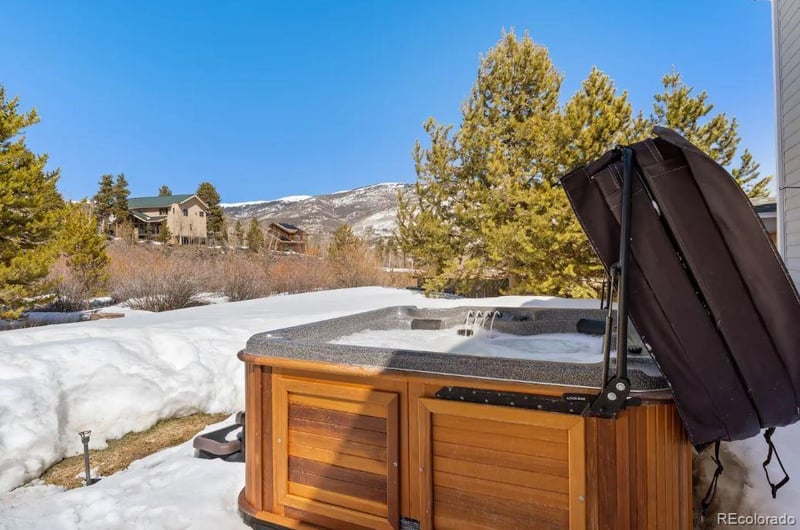 518 Bighorn Cir, Silverthorne, CO 80498