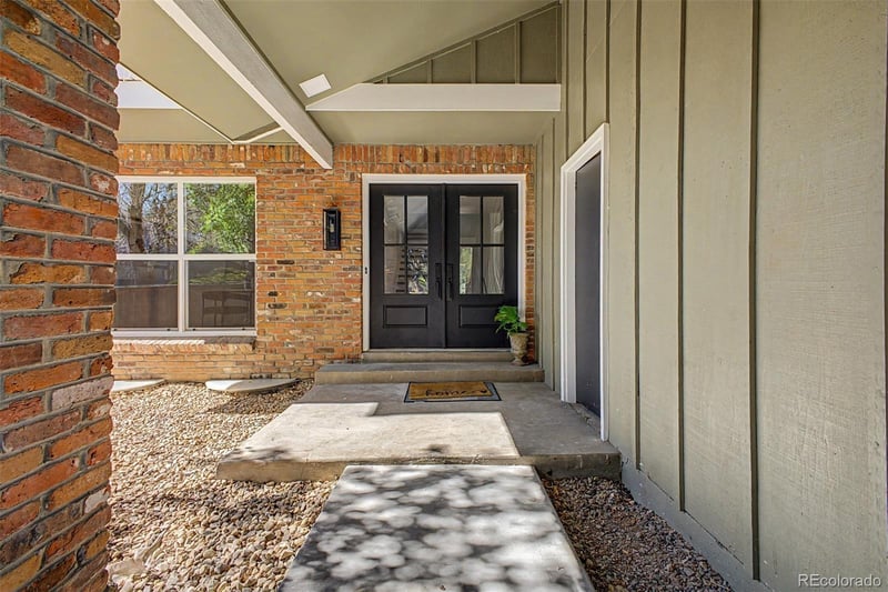 8423 Jamison Cir, Centennial, CO 80112