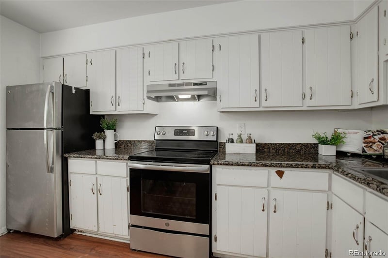 1638 Chester St, Aurora, CO 80010