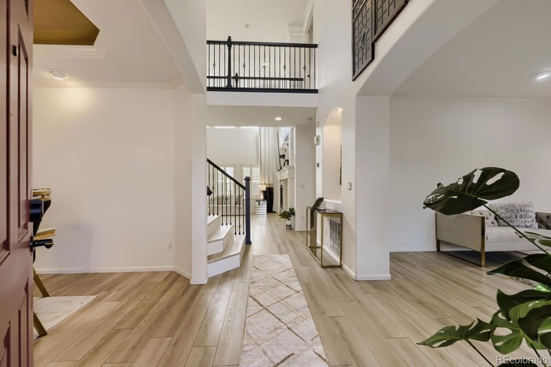 6381 Patsburg Ct, Aurora, CO 80016