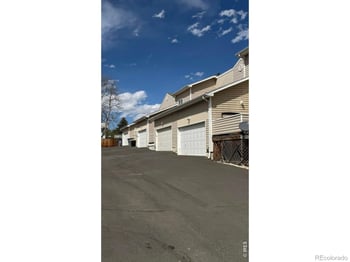 2155 Meadow Ct, Longmont, CO 80501